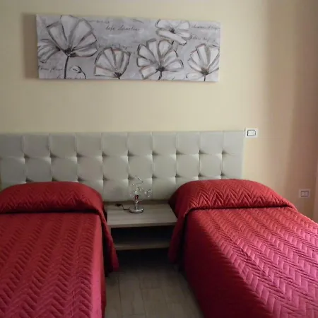 Frühstückspension Tropeacentro 4*