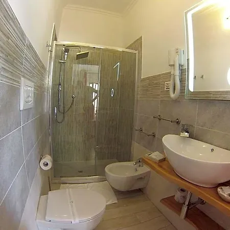 Oda ve Kahvaltı Tropeacentro 4*