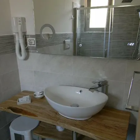 Oda ve Kahvaltı Tropeacentro Tropea