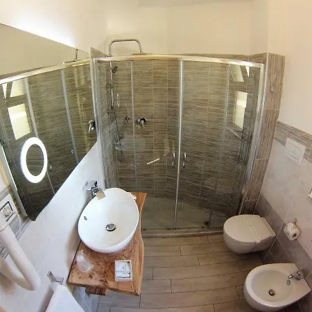 לינה וארוחת בוקר Tropeacentro טרופאה