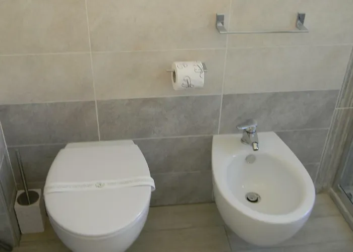 Tropeacentro Alojamento de Acomodação e Pequeno-almoço Tropea